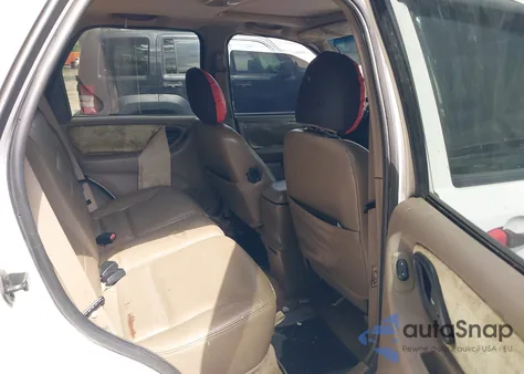 2002 Ford Escape Xlt/Xlt Choice 2 from USA, damaged, VIN 1FMYU031X2KC58217